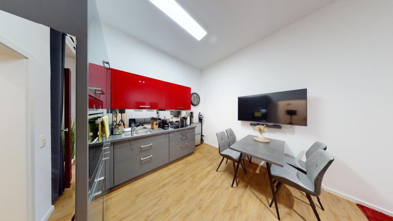 Sweethome - Luxus Pur - Grosse Kueche, Wifi 马格德堡 外观 照片